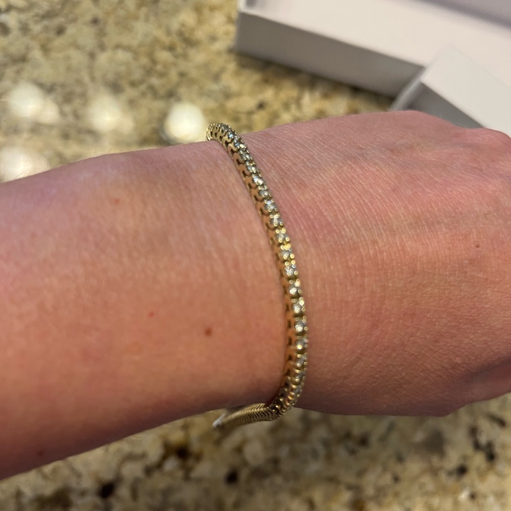 2 carat. Natural Diamond tennis bracelet. 14 K yellow gold. 7 inch straight. - Picture 4 of 8